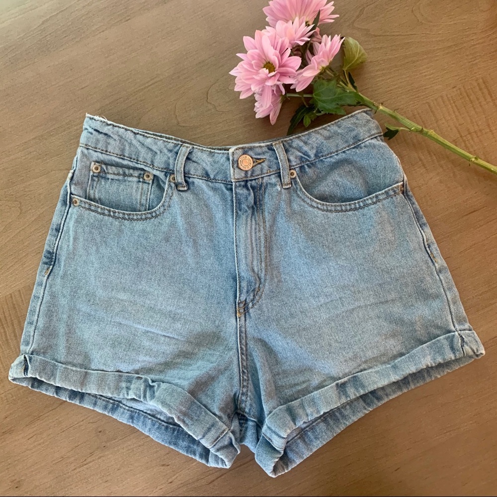 2 for $10•Forever 21 high waisted jean shorts